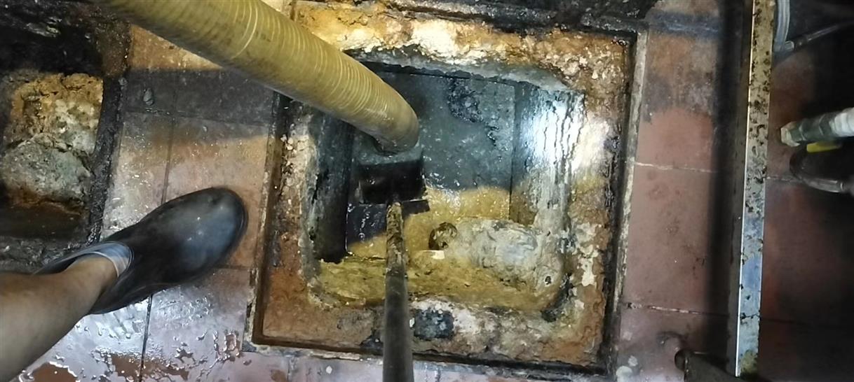 竹山污水池清理一般都有毒气，怎么预防中毒呢？