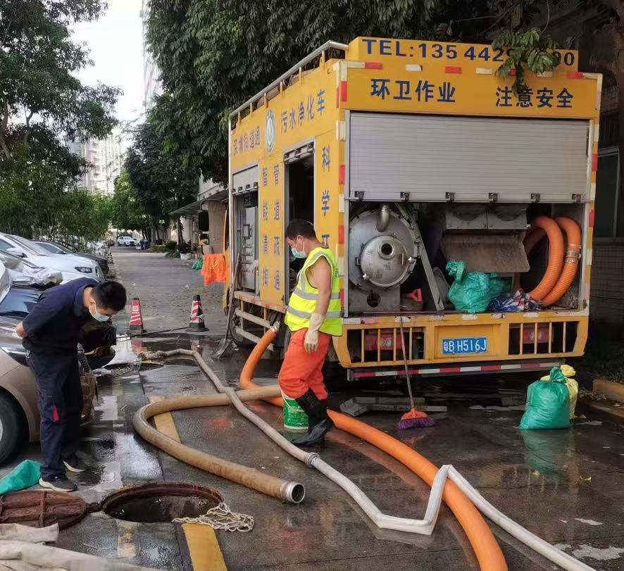 化粪池清理,化粪池粪便压缩固化处理,污泥淤泥脱水处理